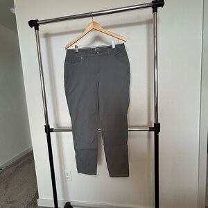 Nike Golf Slim Fit Dry Fit Straight Chinos in Charcoal Gray